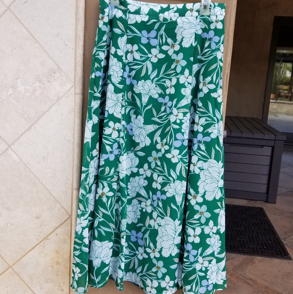Ann Taylor Factory Green Floral Maxi Skirt ♥